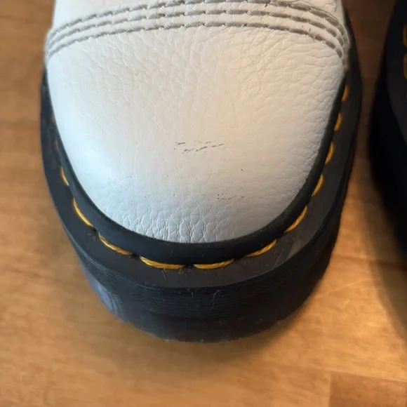 Doc Dr. Martens Women’s White Sinclair Milled Nappa Leather Platform Boots - Picture 5 of 9